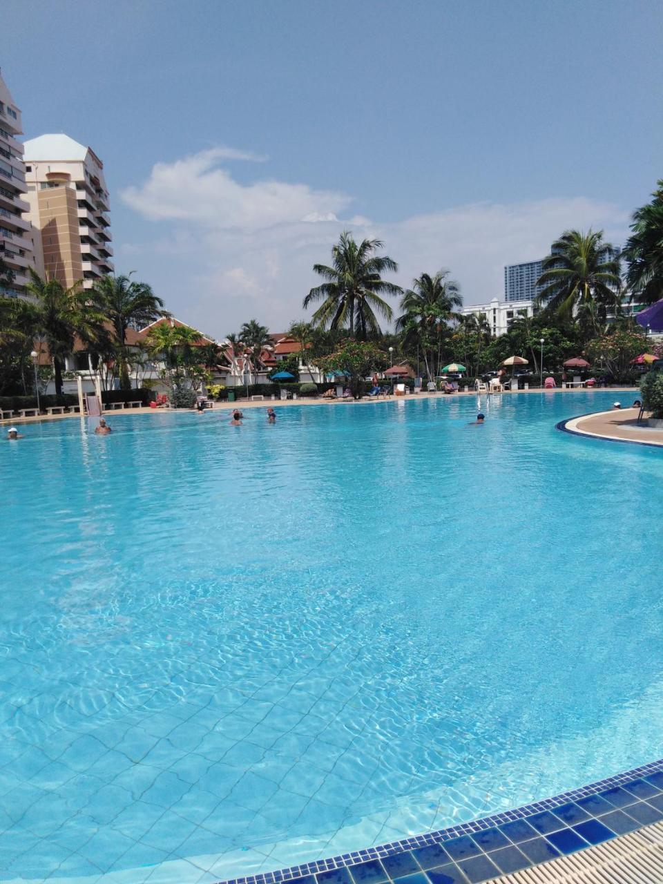 View Talay 1B Residence Pattaya Buitenkant foto